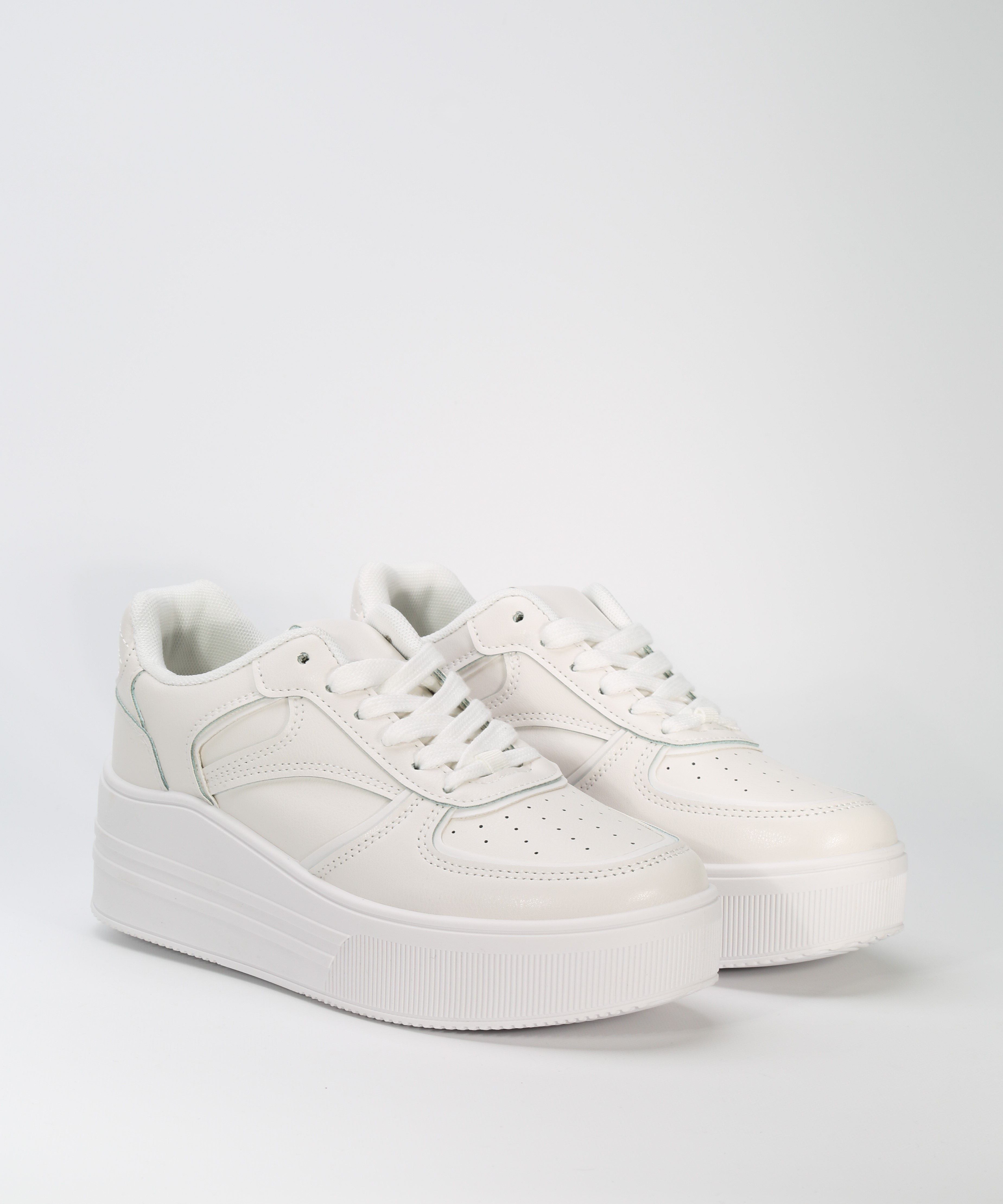 Sabrinas casuais monocolor image number null